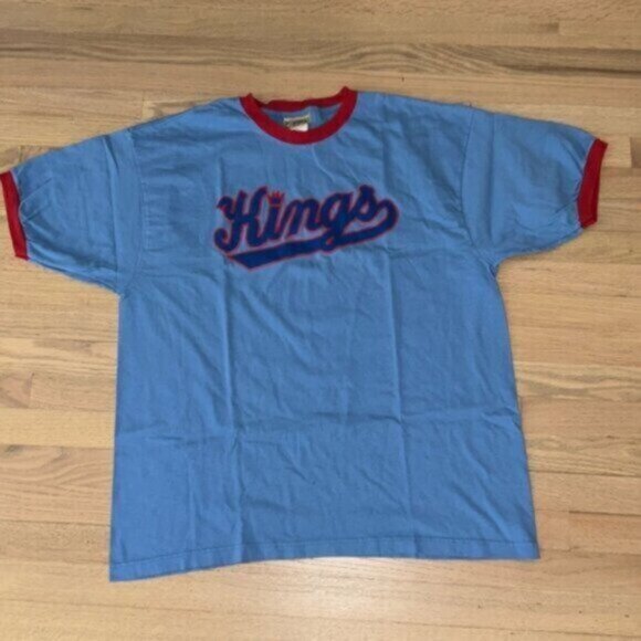 Sacramento Kings Hardwood Classic Vintage Tee - Picture 1 of 4